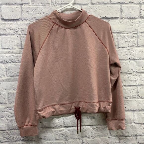 Urban Romantics Red and White‎ Striped Crop Mock Neck Sweater Size Small - Picture 1 of 5